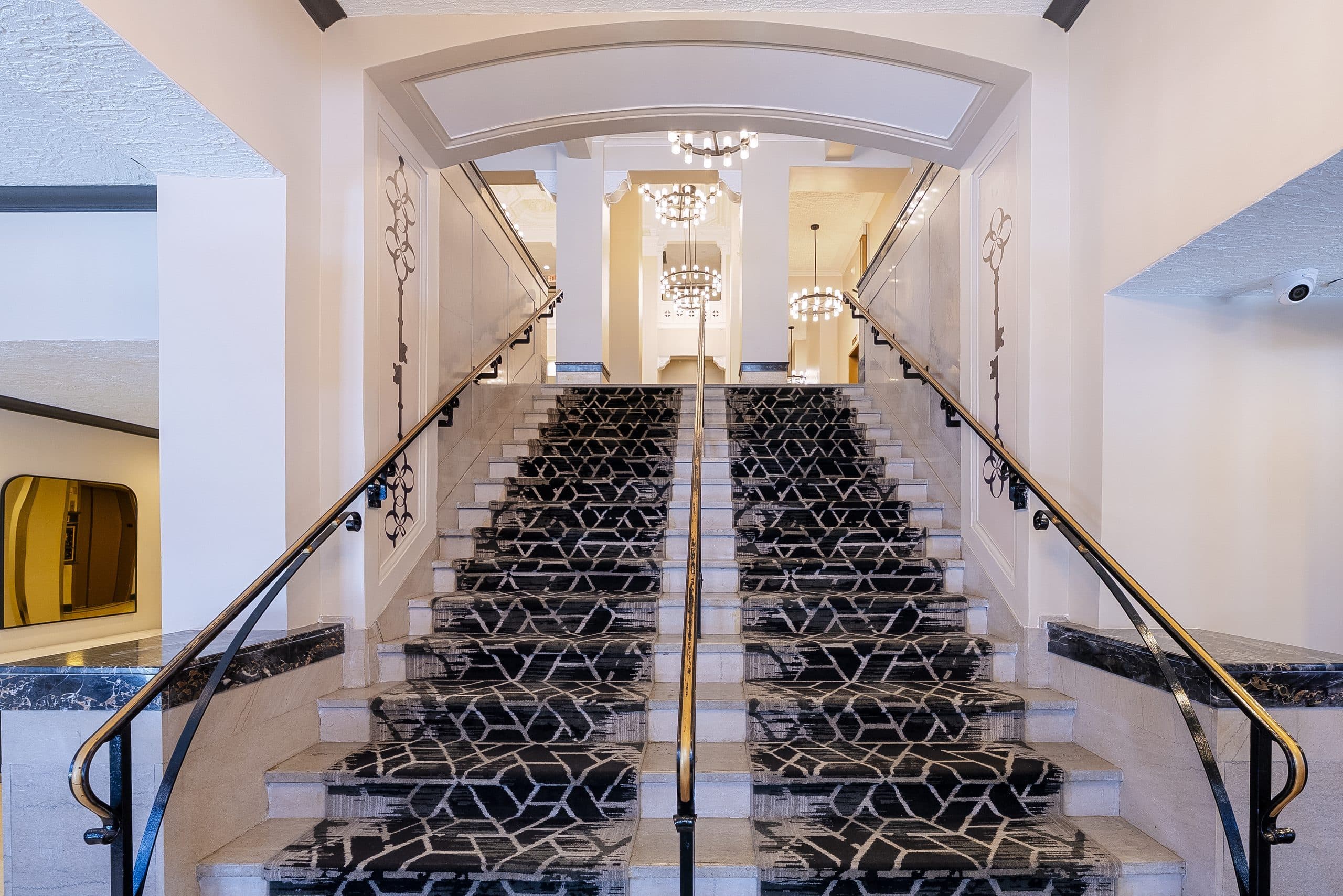 Hotel Flor grand staircase