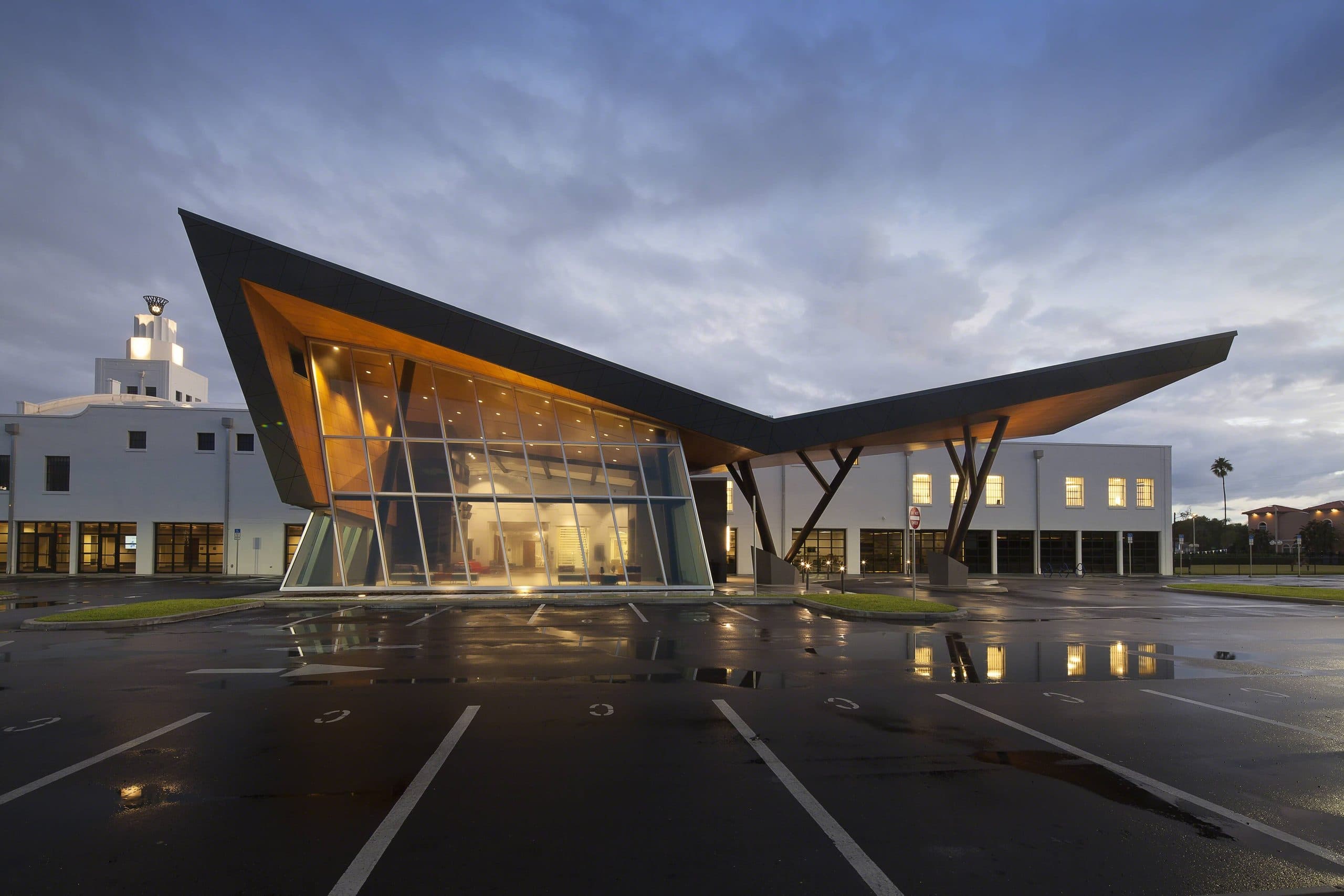 Glazer JCC entry pavilion at dusk