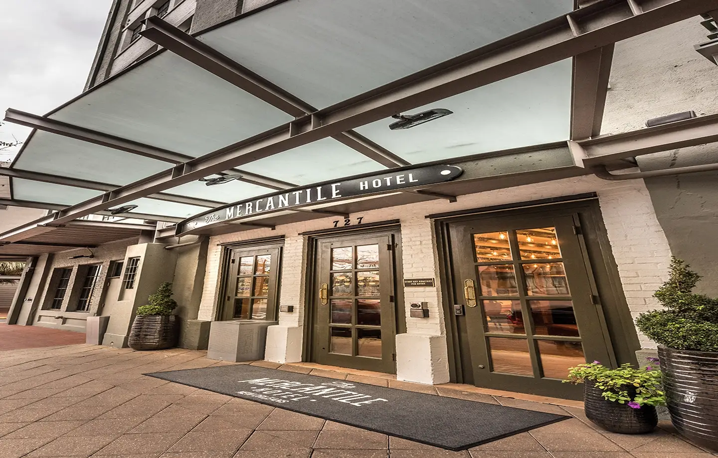 Exterior of the Mercantile Hotel in New Orleans designed by Behar Peteranecz Architecture